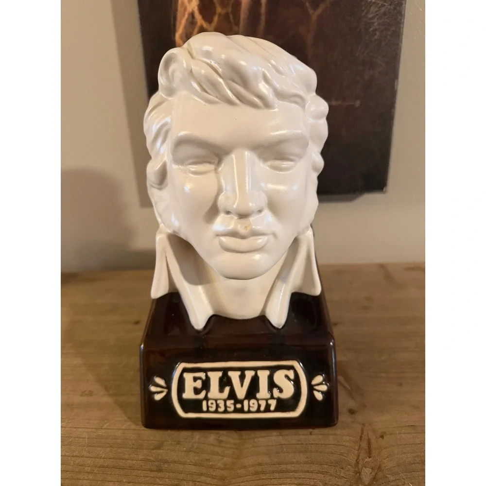 Vintage McCormick Elvis Presley Bourbon Whiskey Decanter 1977‎ Limited Edition